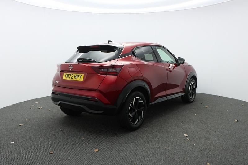 Used Nissan Juke N-Connecta 114 HP (83 kW) 2022 Red SUV