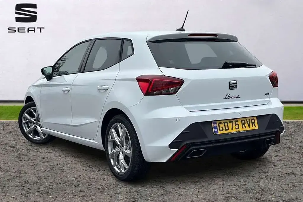 New Seat Ibiza FR First Edition 115 HP (84 kW) 2026 White Hatchback