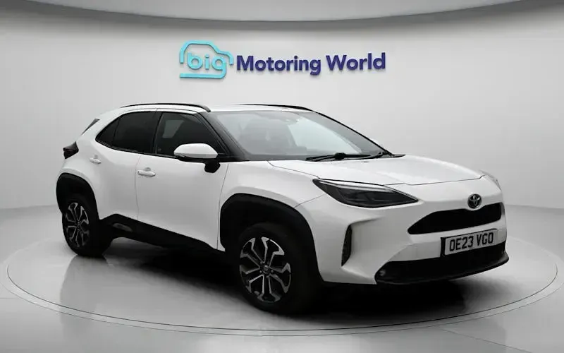 Second-hand Toyota Yaris Hybrid Design 116 CP (85 kW) 2026 Break