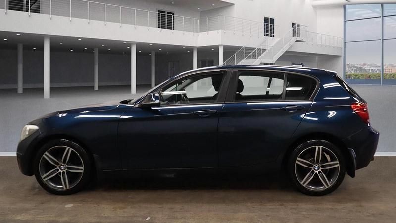 Used BMW 118 Sport Line 2013 Blue Hatchback