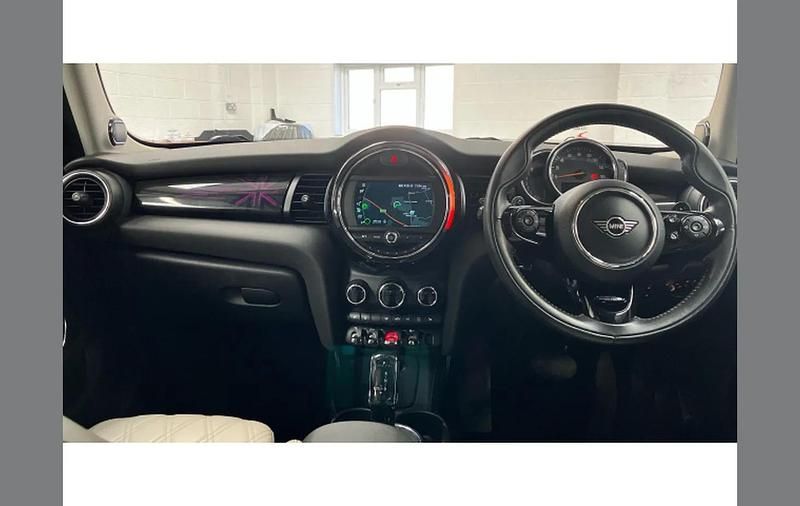 Used Mini Cooper S Exclusive 192 HP (141 kW) 2019 Grey Hatchback