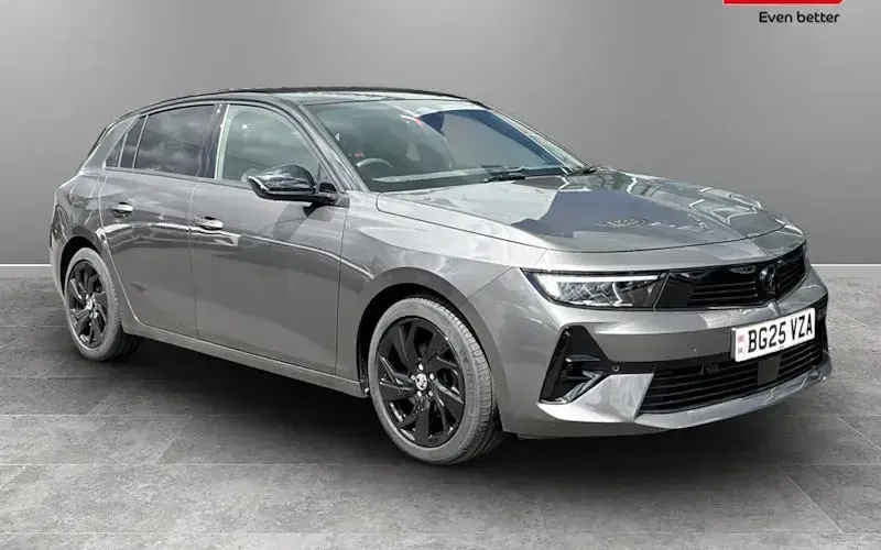 Used Vauxhall Astra 131 HP (96 kW) 2025 Hatchback