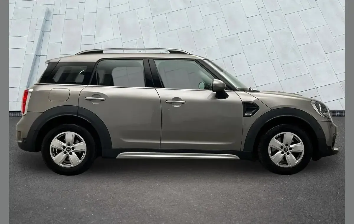 Used Mini Cooper Countryman 136 HP (100 kW) 2017 Silver SUV