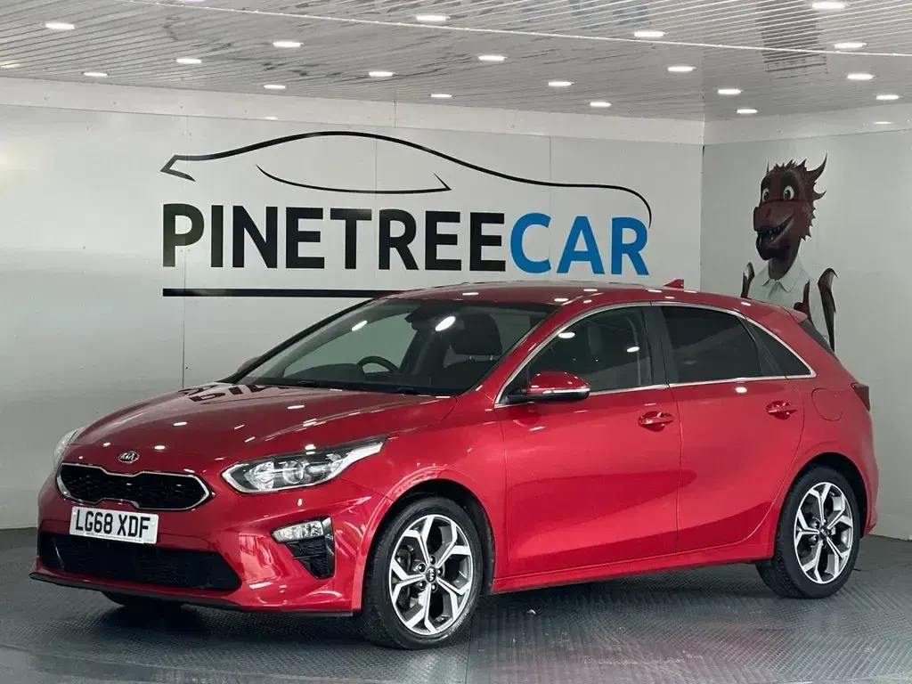 Used Kia Ceed 140 HP (102 kW) 2018 Red Hatchback