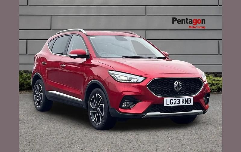 Used MG ZS Exclusive 105 HP (77 kW) 2023 Red SUV