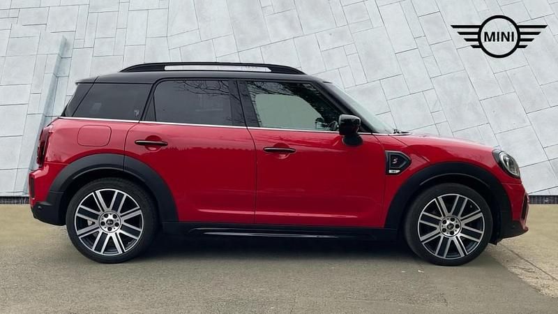 Used Mini Cooper S Countryman Exclusive 192 HP (141 kW) 2022 Chili red SUV