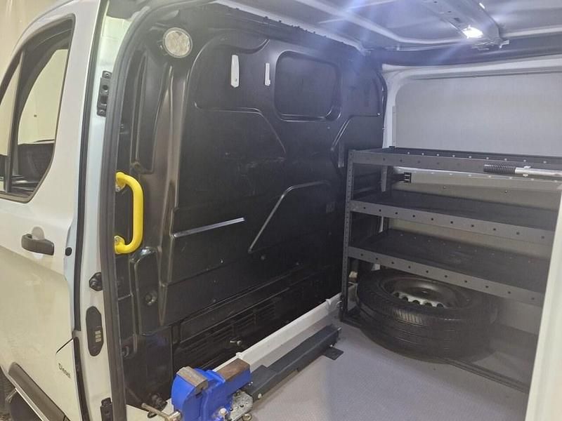 Used Ford Transit Custom 105 HP (77 kW) 2019 White Van