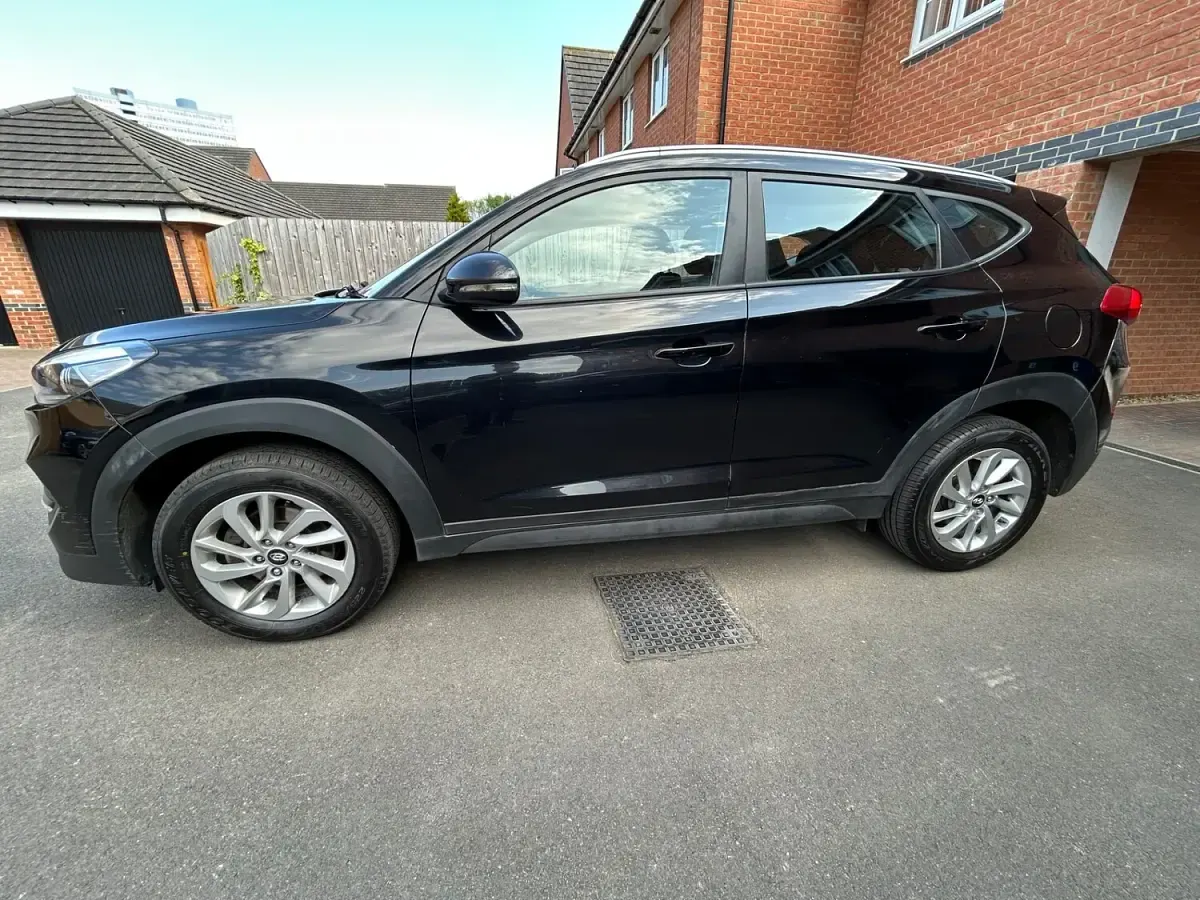 Used Hyundai Tucson SE 177 HP (130 kW) 2018 Black SUV