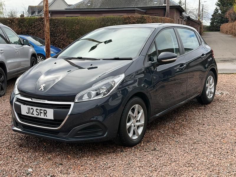 Used Peugeot 208 Active 82 HP (60 kW) 2019 Grey Hatchback