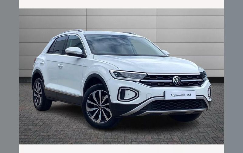 White Used 2022 VW T-Roc Style SUV | £19,050 (Fair price) - Image 1/4