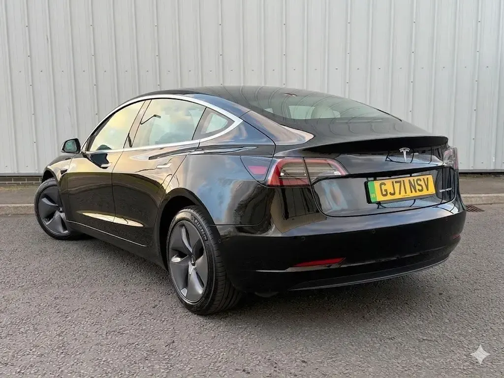 Usado Tesla Model 3 Long Range AWD 366 kW (498 CV) 2021 Negro Berlina