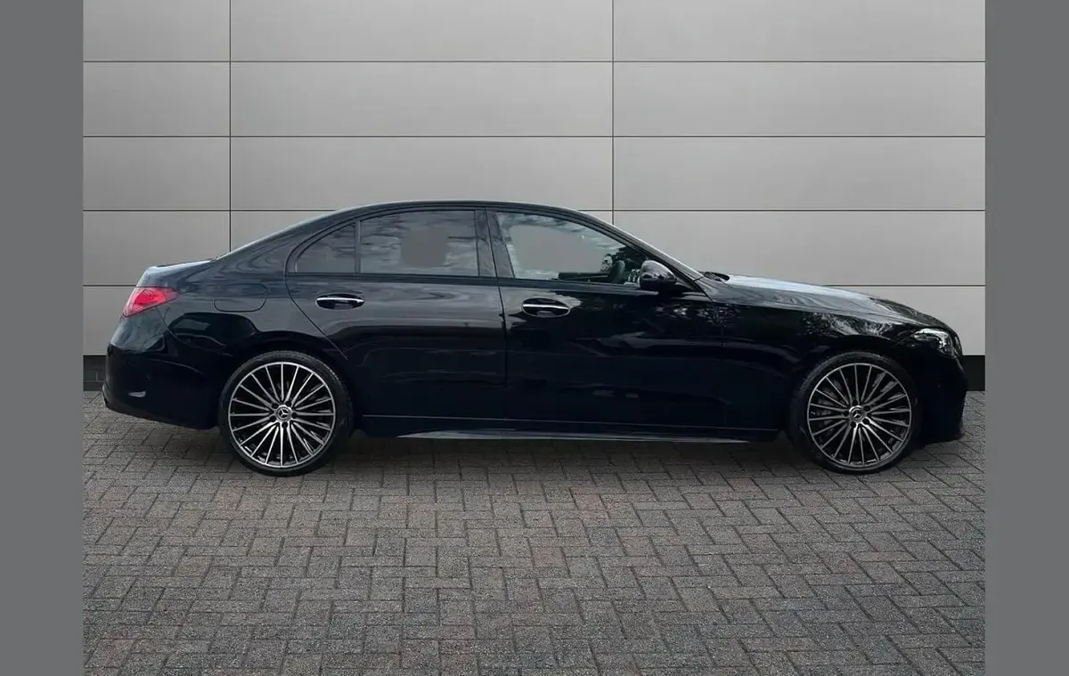 Used Mercedes C300 AMG Line Premium Plus 261 HP (191 kW) 2026 Black Sedan