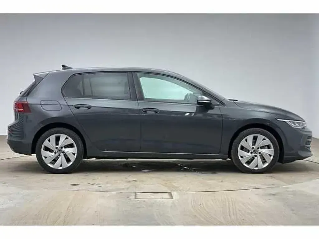 Used VW Golf VIII 204 HP (150 kW) 2025