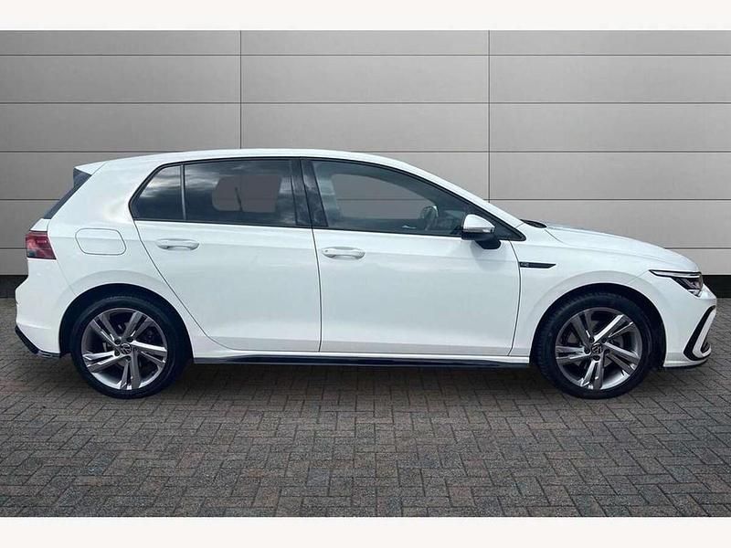 Used VW Golf VIII R-line 130 HP (95 kW) 2023 White Hatchback