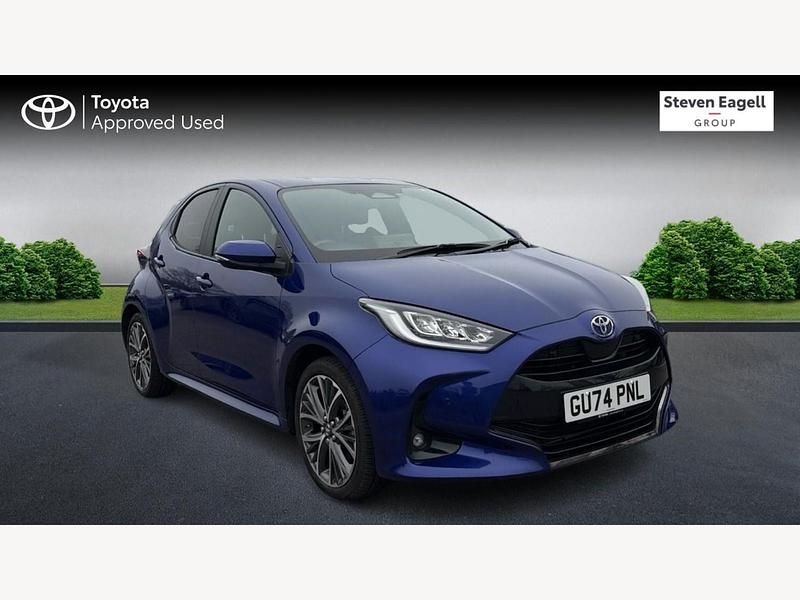 Used Toyota Yaris Hybrid 116 HP (85 kW) 2024 Blue Hatchback