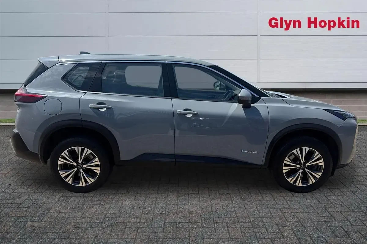 Used Nissan X-Trail Acenta Premium 213 HP (156 kW) 2023 Grey SUV