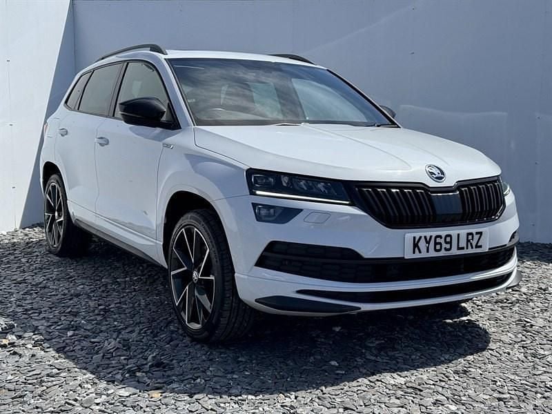 White Used 2019 Skoda Karoq SportLine SUV | £20,495 (A bit pricey) - Image 1/4