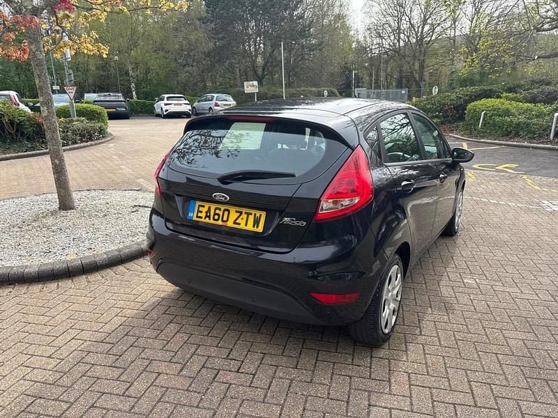 Used Ford Fiesta 96 HP (70 kW) 2010 Black Hatchback