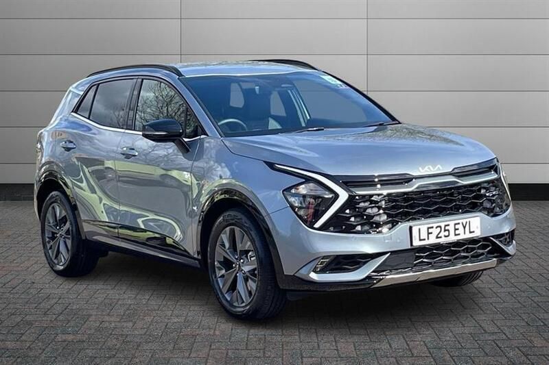 Silver New 2025 Kia Sportage 2 SUV | £33,950 (Fair price) - Image 1/4
