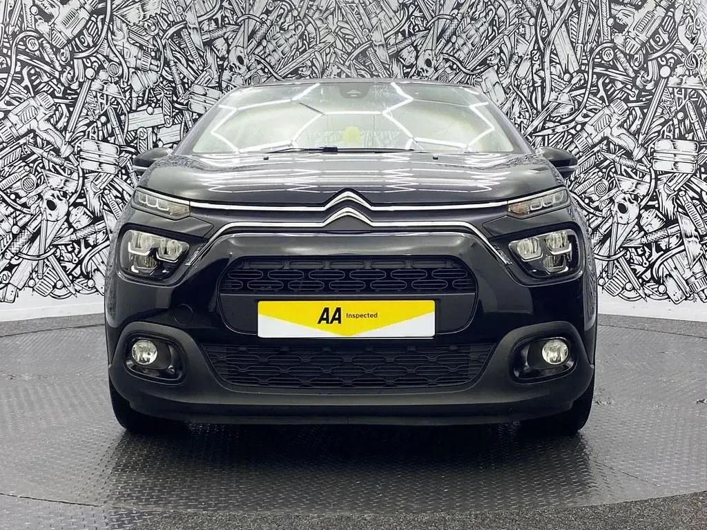 Usado Citroën C3 PureTech 83 CV (61 kW) 2022 Negro Utilitario