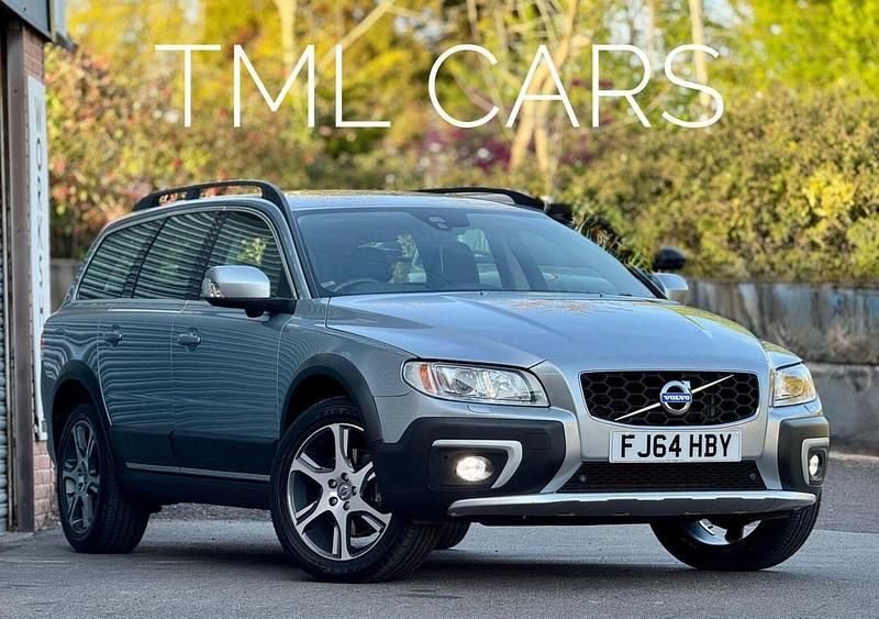 Used Volvo XC70 SE Lux 2015 Silver Estate