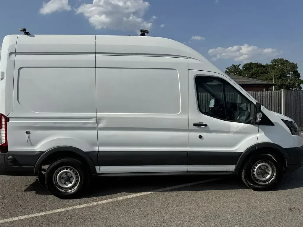 Used Ford Transit 130 HP (95 kW) 2019 White Van