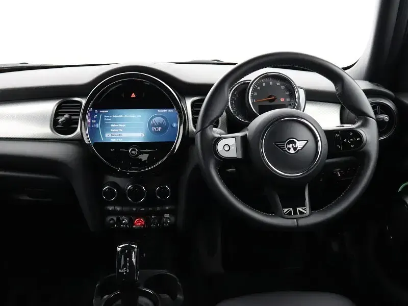 Used Mini Cooper Exclusive 134 HP (98 kW) 2022 Silver Hatchback