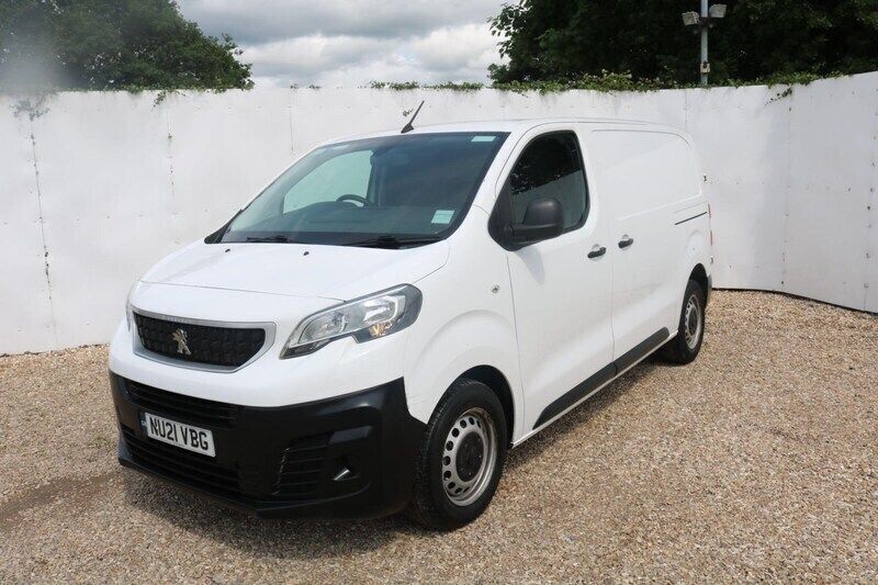 White Used 2021 Peugeot Expert S Van | £7,990 (Super price) - Image 1/4