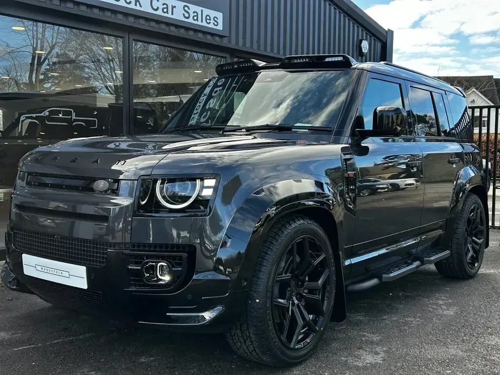 Used Land Rover Defender Dynamic 2026 Grey SUV