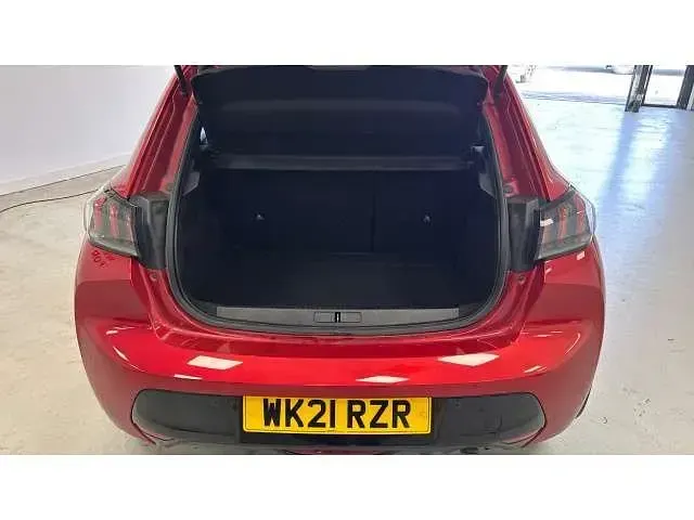 Used Peugeot 208 Allure 101 HP (74 kW) 2021 Red Hatchback