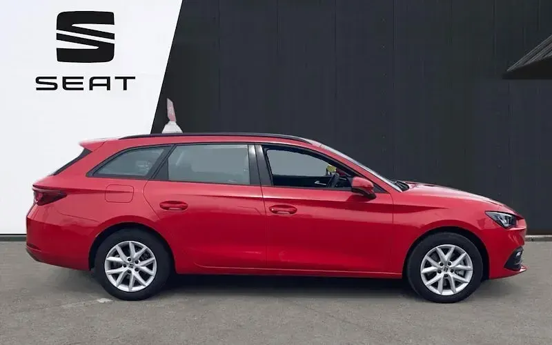 Used Seat Leon SE 116 HP (85 kW) 2023 Estate