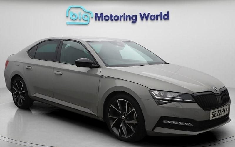 Used 2024 Skoda Superb SportlinePlus Hatchback | £15,900 (Super price) - Image 1/4
