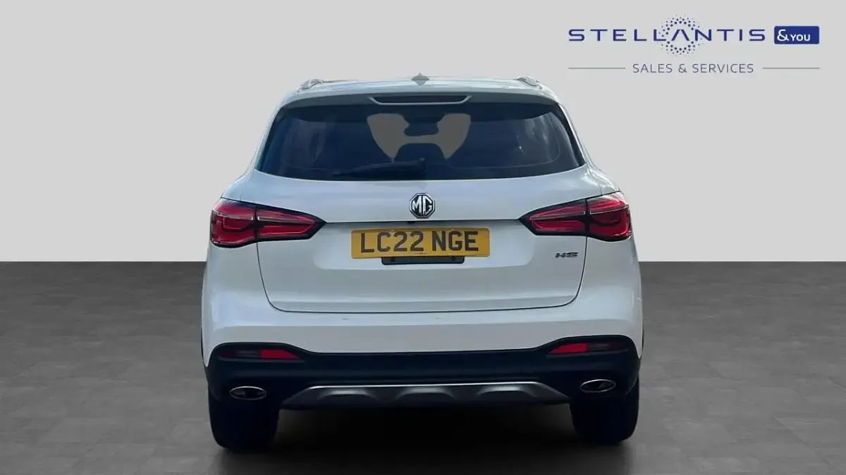 Used MG HS Exclusive 160 HP (117 kW) 2022 White SUV