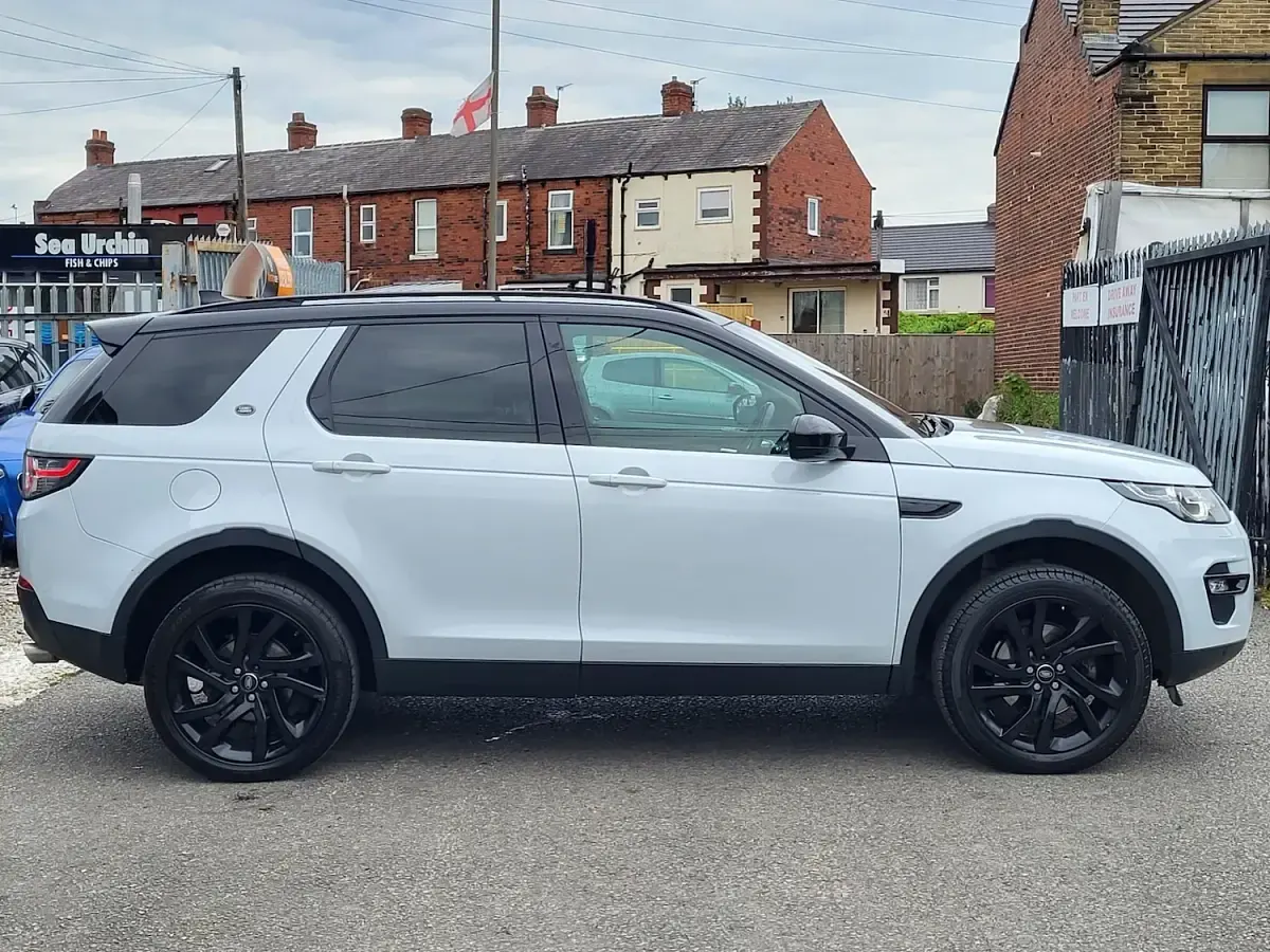 Gebraucht Land Rover Discovery Sport HSE 180 PS (132 kW) 2016 Weiß SUV