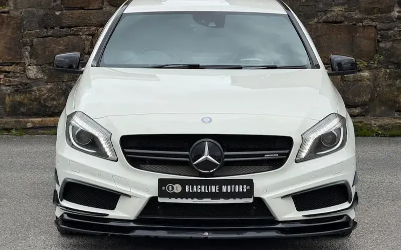 Used Mercedes A45 AMG AMG 360 HP (264 kW) 2015 White Hatchback