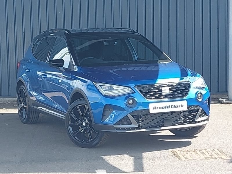 Blue New 2025 Seat Arona Black Edition SUV | £27,995 - Image 1/4
