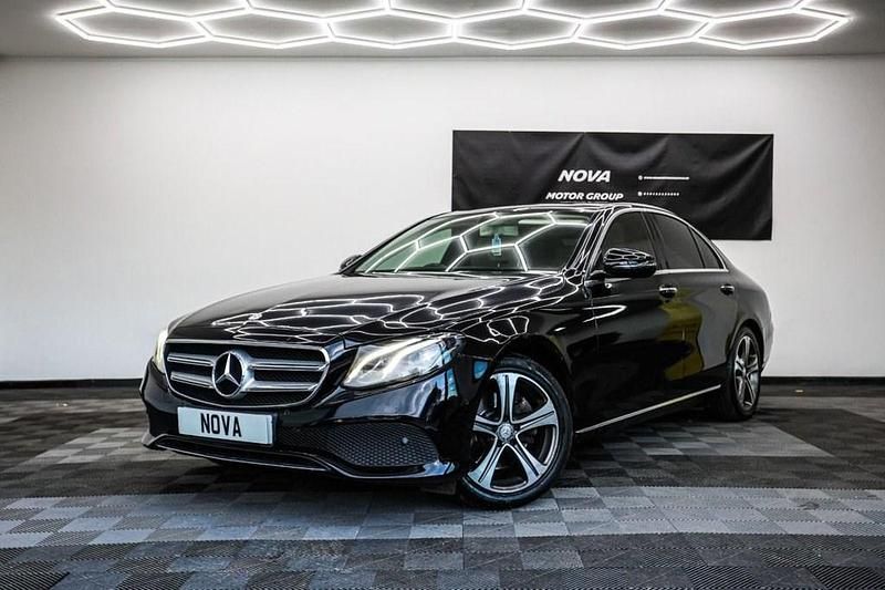 Used Mercedes E220 Premium 194 HP (142 kW) 2016 Black Sedan