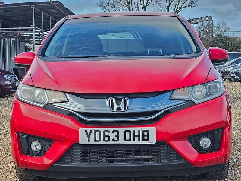 Used Honda Fit 137 HP (100 kW) 2014 Red Hatchback