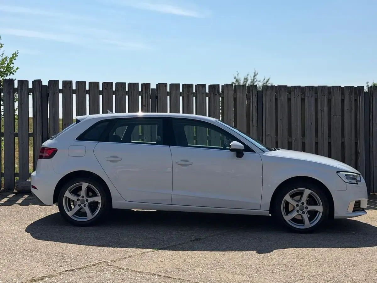 Used Audi A3 Sportback Sport 2016 White Hatchback