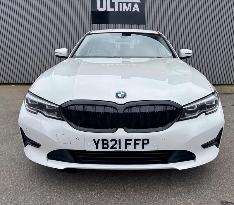 Used BMW 330e Impressive 292 HP (214 kW) 2021 White Sedan