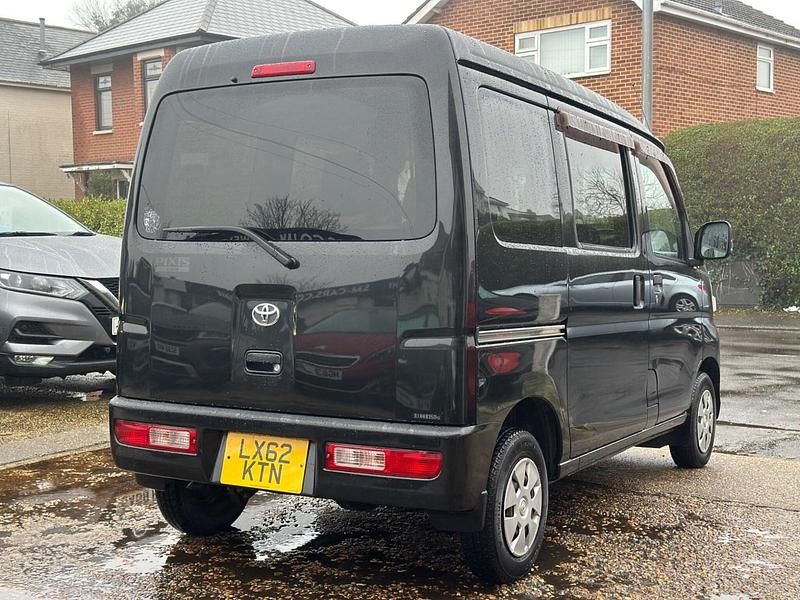 Usado Toyota BB 2023 Negro