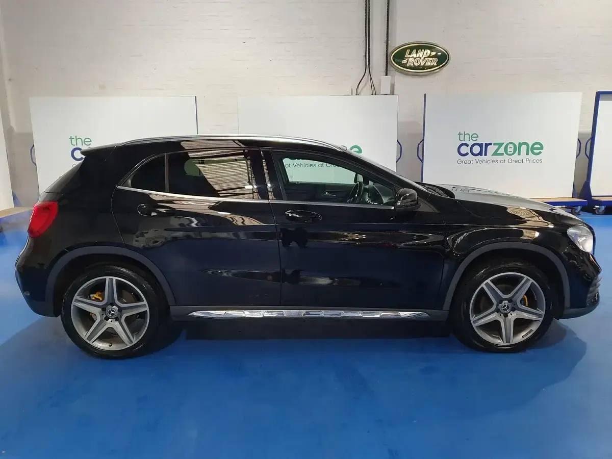Used Mercedes GLA200 AMG line 156 HP (114 kW) 2018 Black SUV