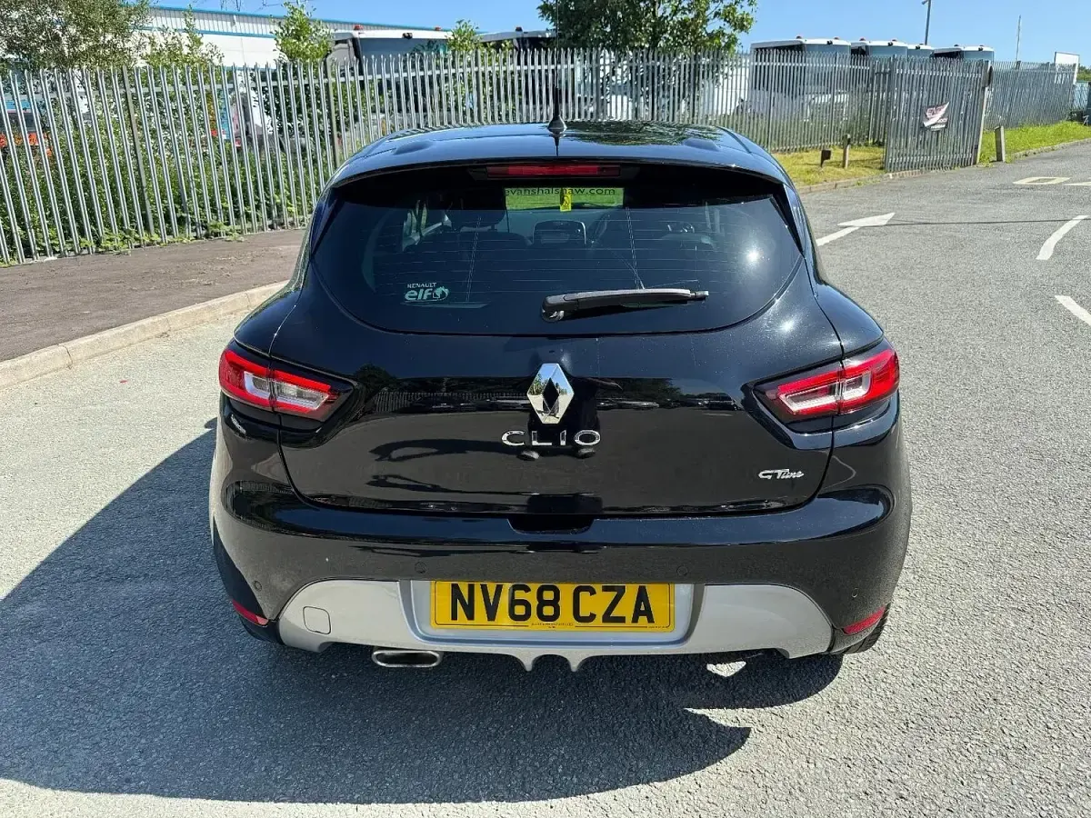 Used Renault Clio GT-Line 110 HP (80 kW) 2018 Black Hatchback