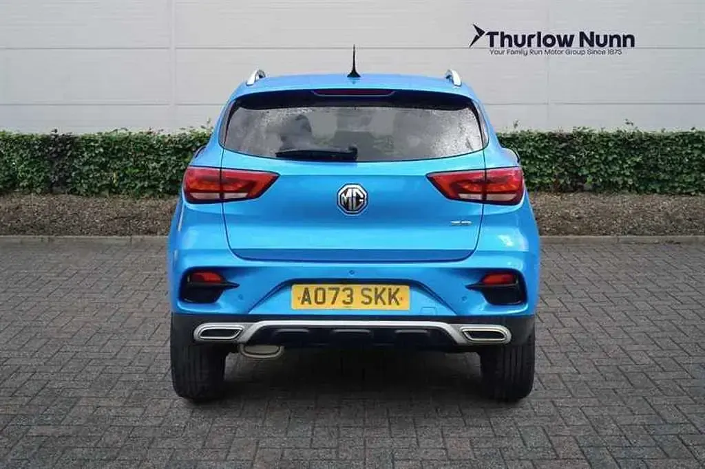 Used MG ZS Exclusive 106 HP (77 kW) 2023 Blue SUV