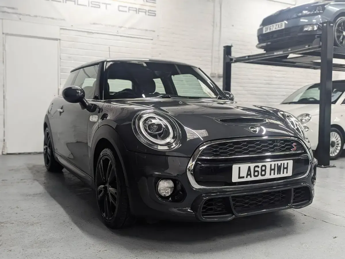 Używany Mini Cooper S Hatch 2019 Szary Hatchback