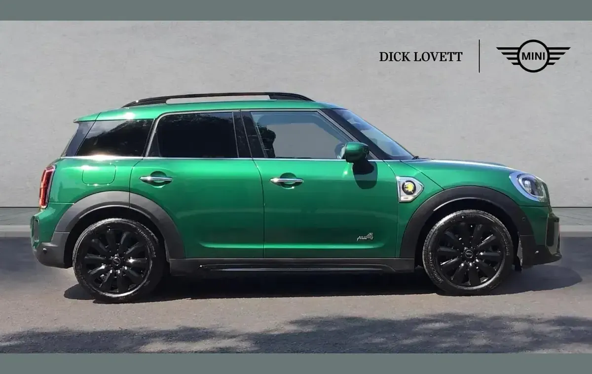 Used Mini Cooper S Countryman Classic 219 HP (161 kW) 2022 Green SUV