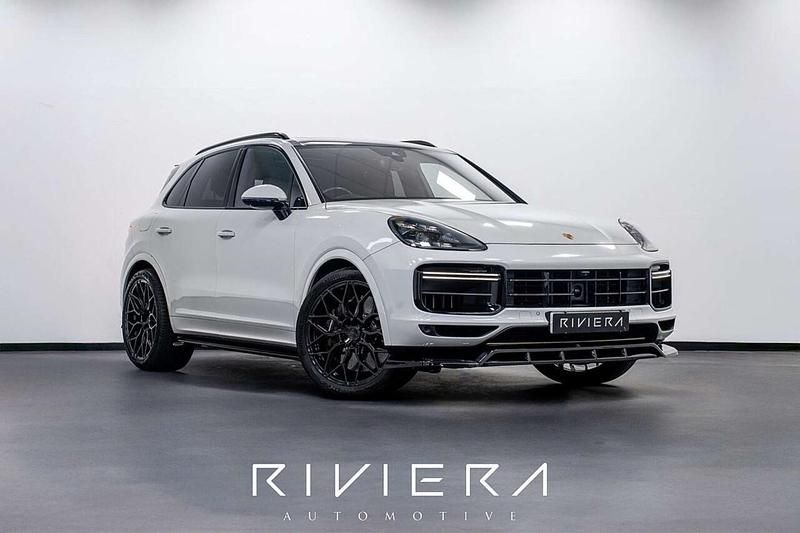 Used Porsche Cayenne Turbo 550 HP (404 kW) 2021 Black SUV