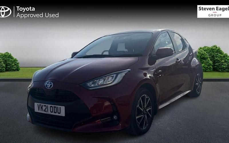 Used Toyota Yaris Hybrid Design 116 HP (85 kW) 2026 Hatchback