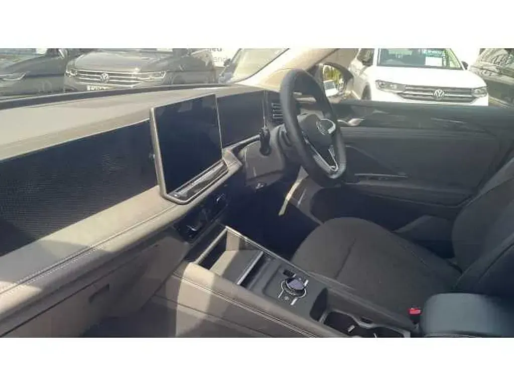 Used VW Tiguan Life 150 HP (110 kW) 2024 SUV