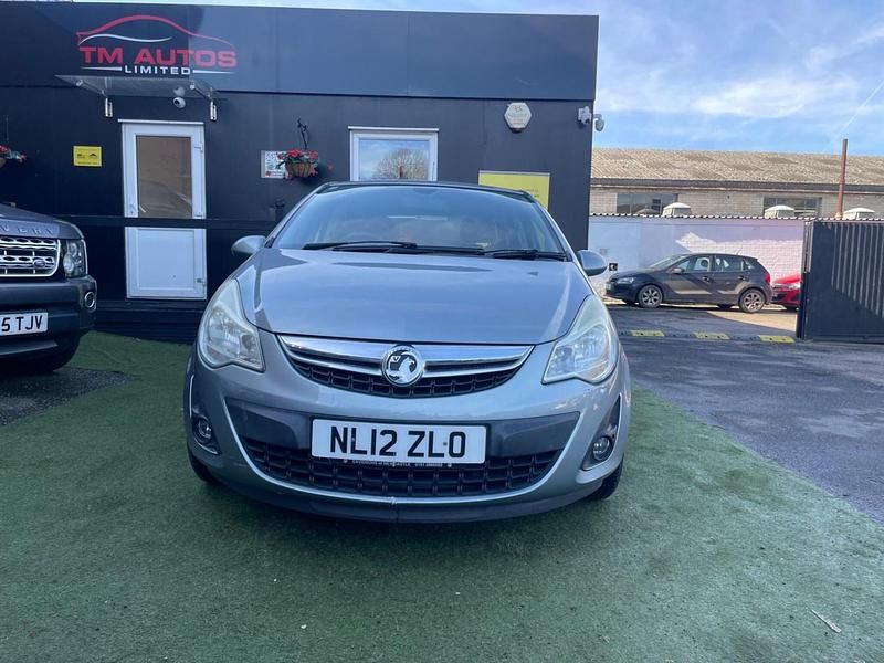 Used Vauxhall Corsa 90 HP (66 kW) 2012 Silver Hatchback